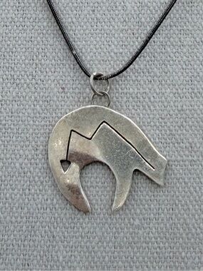 Navajo Native American Southwestern 925 Sterling Silver Zuni Bear Unisex Necklac